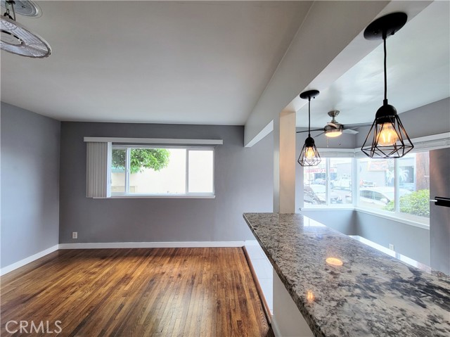 Detail Gallery Image 9 of 16 For 1280 E 4th St #1,  Long Beach,  CA 90802 - 1 Beds | 1 Baths