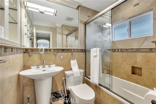 150 Cress Street, Laguna Beach CA: https://media.crmls.org/medias/416dd06b-fb6f-46c6-a6fb-4c125adea670.jpg