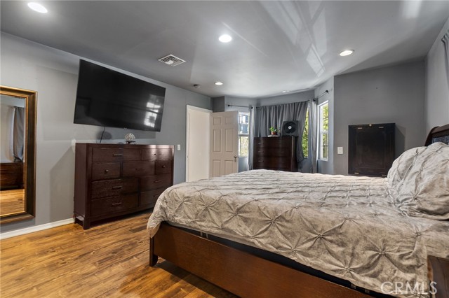 3428 Fletcher Drive, Los Angeles CA: https://media.crmls.org/medias/416e564c-491d-4d6a-b496-3f96b861d583.jpg