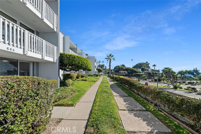 664 The Village, Redondo Beach, California 90277, ,1 BathroomBathrooms,Residential,For Sale,The Village,PV24228159