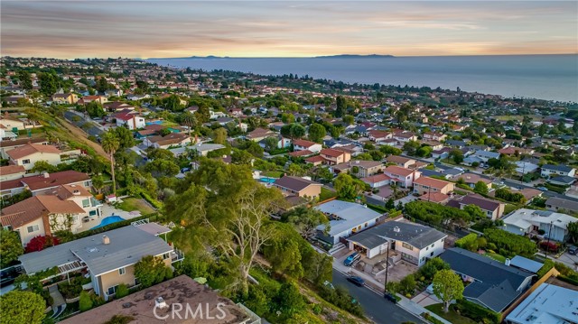 28437 Plainfield Drive, Rancho Palos Verdes, California 90275, 4 Bedrooms Bedrooms, ,2 BathroomsBathrooms,Residential,Sold,Plainfield,PV22154926