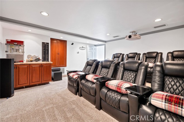 Detail Gallery Image 20 of 64 For 22250 Village Way, Canyon Lake,  CA 92587 - 5 Beds | 4/2 Baths