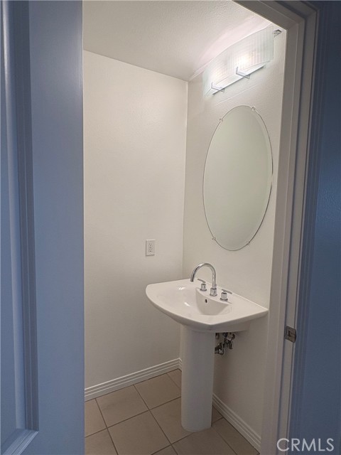 4050 Glencoe Avenue, Marina del Rey CA: https://media.crmls.org/medias/416f4ba7-5f9c-4533-a289-a10960e0afe8.jpg