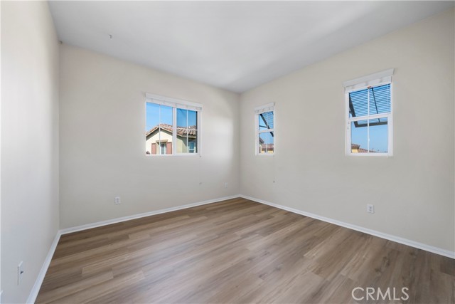 8022 Cresta Bella Road, Rancho Cucamonga CA: https://media.crmls.org/medias/416f7229-8346-4331-b652-482abcc9d867.jpg