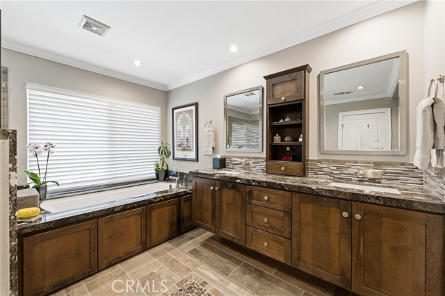 Detail Gallery Image 30 of 61 For 1805 Canyon Rd, Redlands,  CA 92373 - 4 Beds | 2/1 Baths