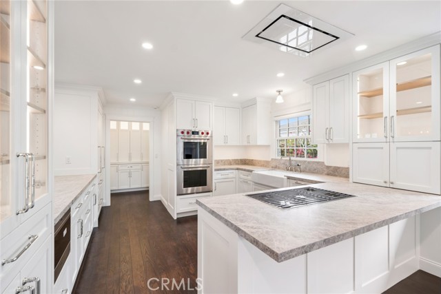 Detail Gallery Image 29 of 32 For 1915 Windward Ln, Newport Beach,  CA 92660 - 5 Beds | 3/1 Baths