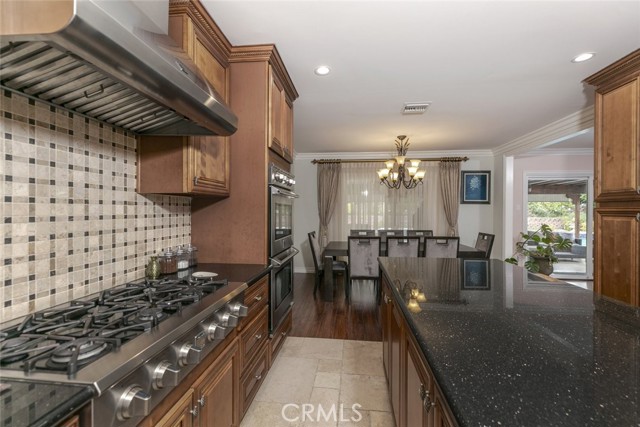 18231 San Jose Street, Porter Ranch CA: https://media.crmls.org/medias/41715d38-b56e-4214-8709-b8505f059e7c.jpg