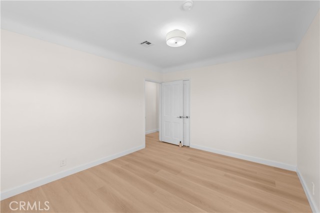 2759 South Barrington Avenue photo 15