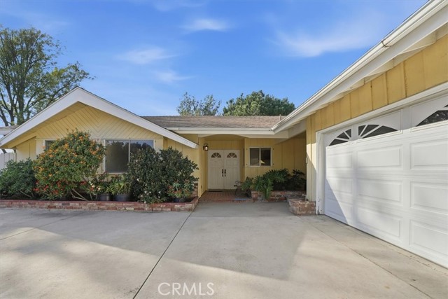 Detail Gallery Image 4 of 45 For 11357 Orcas Ave, Lakeview Terrace,  CA 91342 - 3 Beds | 3 Baths