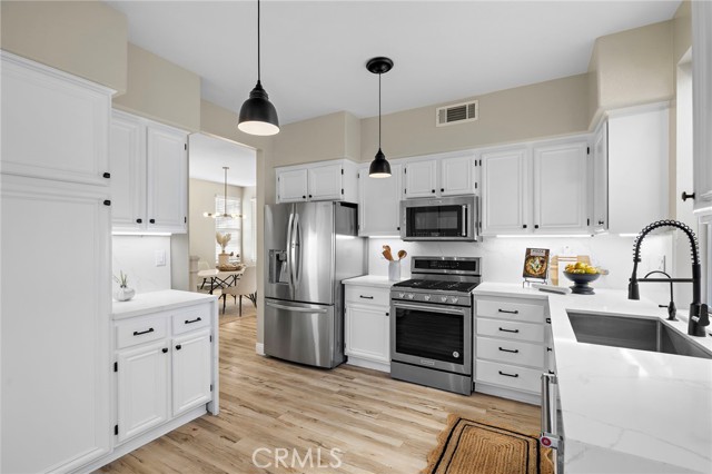 Detail Gallery Image 14 of 39 For 9 Paseo Acebo, Rancho Santa Margarita,  CA 92688 - 4 Beds | 2/1 Baths