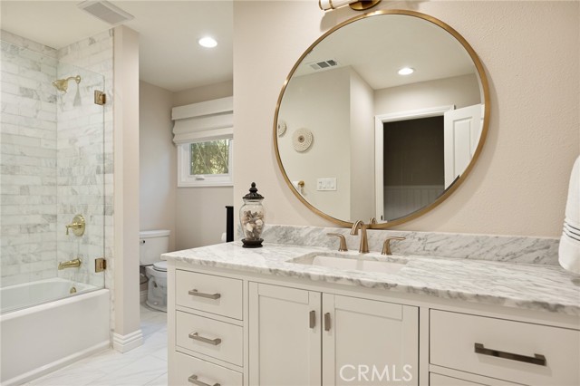 157 Brentwood Drive, Lake Arrowhead CA: https://media.crmls.org/medias/41744374-8769-4685-952b-7ceecc3a43db.jpg