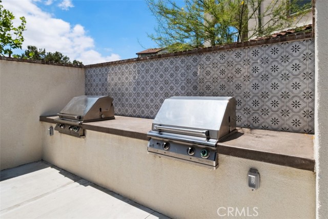 Image 42 of 51 For 242 Niebla Ln