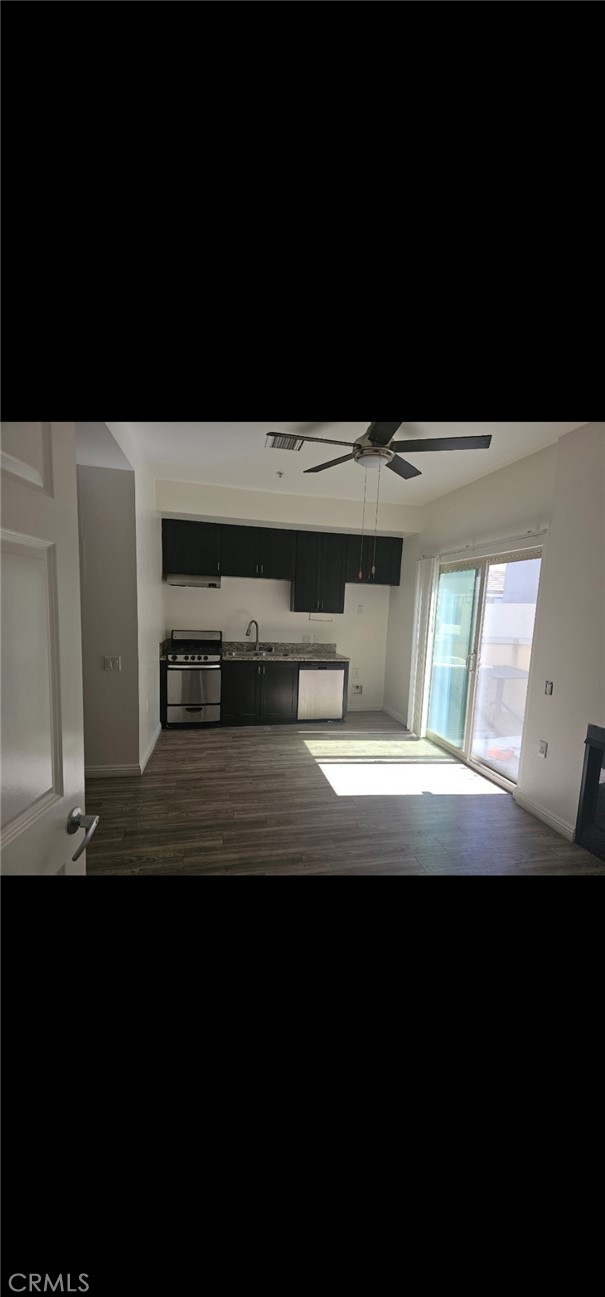275 W Center Street, Covina CA: https://media.crmls.org/medias/417592d2-d367-4615-b8eb-e22293e67941.jpg