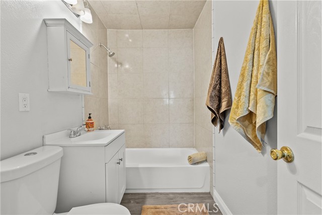 Detail Gallery Image 23 of 33 For 4550 W Avenue L2, Quartz Hill,  CA 93536 - 5 Beds | 3 Baths