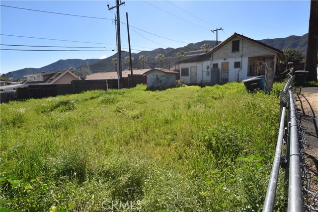 Detail Gallery Image 6 of 10 For 32976 Oleander, Lake Elsinore,  CA 92530 - 3 Beds | 1 Baths