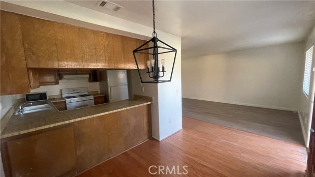 Detail Gallery Image 7 of 52 For 2560 Gonzaga, Riverside,  CA 92507 - 3 Beds | 2 Baths