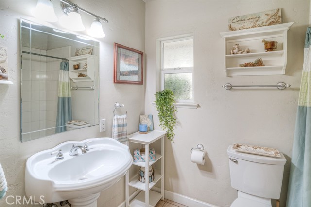 6060 Miners Ranch Road, Oroville CA: https://media.crmls.org/medias/41770584-2ea5-41e7-9d6e-3a4b2c08a6cb.jpg