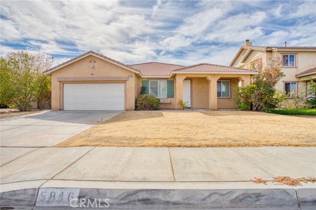 Detail Gallery Image 1 of 27 For 5816 Avenue Q10, Palmdale,  CA 93552 - 4 Beds | 2 Baths