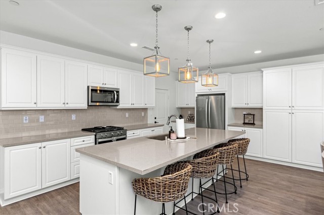 722 Gemstone Drive, San Marcos CA: https://media.crmls.org/medias/41780404-1cfb-4803-b819-cb5b3bdfaf9c.jpg