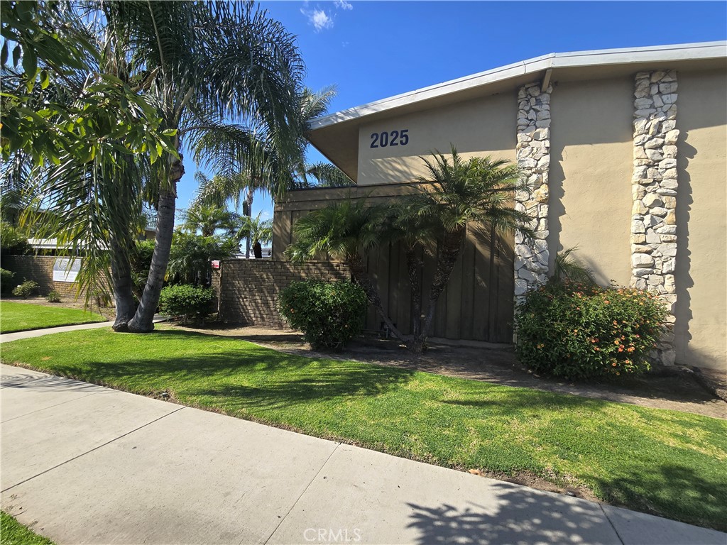 417812d8 6508 421a 8d0b 823fdbfb83e2