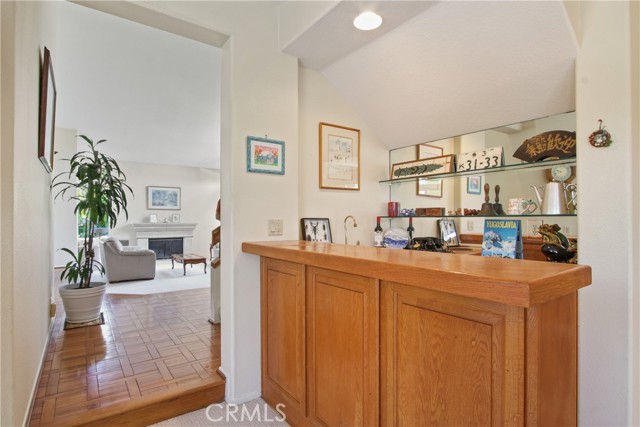 9221 Belcaro Drive, Huntington Beach CA: https://media.crmls.org/medias/41781d80-b618-4748-a311-b1798c538e53.jpg