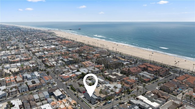 228 20th Street, Huntington Beach CA: https://media.crmls.org/medias/4178c8d5-6a45-4be5-963a-49d057290113.jpg