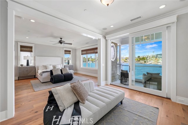 Detail Gallery Image 25 of 49 For 2222 Channel Rd, Newport Beach,  CA 92661 - 4 Beds | 4 Baths