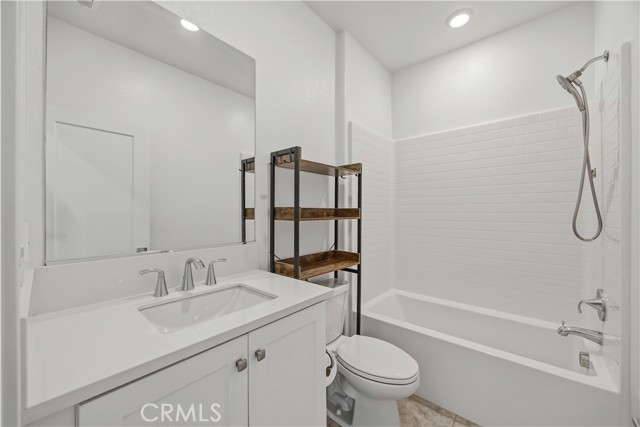 Detail Gallery Image 37 of 39 For 259 Siena, Lake Forest,  CA 92630 - 4 Beds | 3/1 Baths