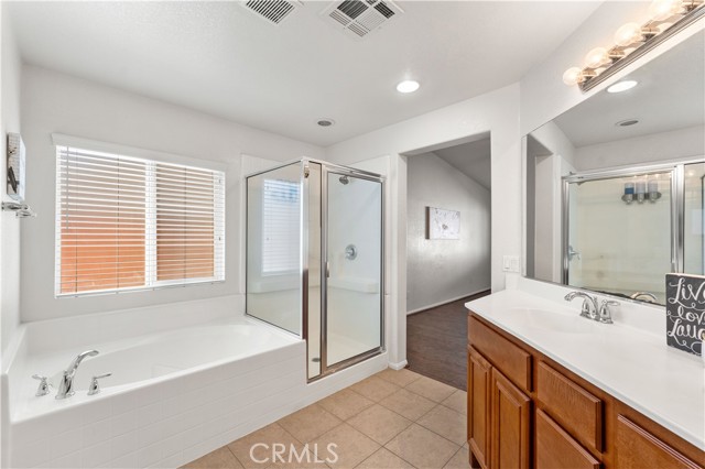 Detail Gallery Image 32 of 42 For 3319 Gemstone, Rosamond,  CA 93560 - 3 Beds | 2 Baths