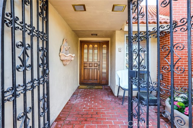 10351 Lassen Street, Los Alamitos CA: https://media.crmls.org/medias/417adbae-f902-480d-b5fd-d764b578c854.jpg
