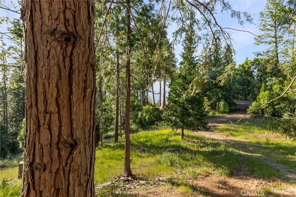 https://media.crmls.org/medias/417ae643-52d8-4b6c-bbf9-e3db07021f7c.jpg?preset=X-Large