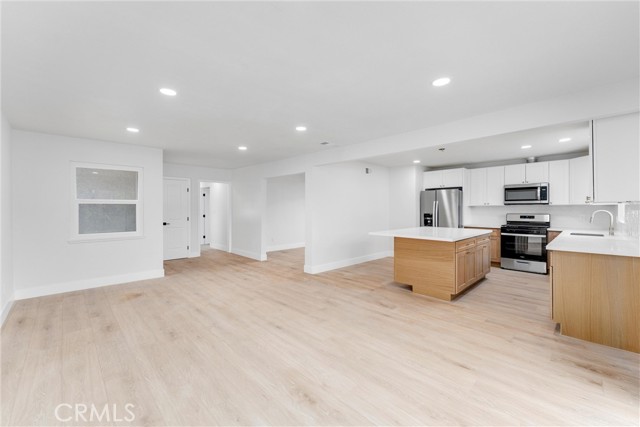 Detail Gallery Image 11 of 39 For 14420 Plantana Dr, La Mirada,  CA 90638 - 4 Beds | 2 Baths