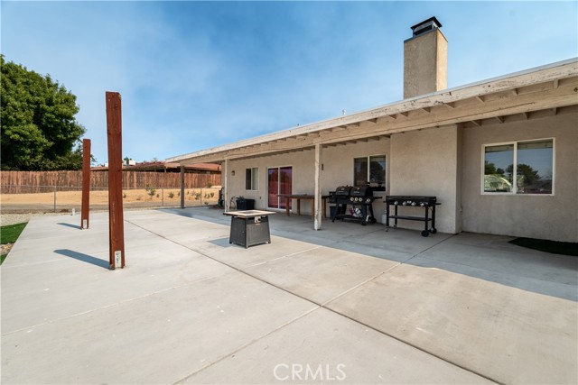 Detail Gallery Image 36 of 40 For 17062 Century Plant Rd, Apple Valley,  CA 92307 - 5 Beds | 3 Baths