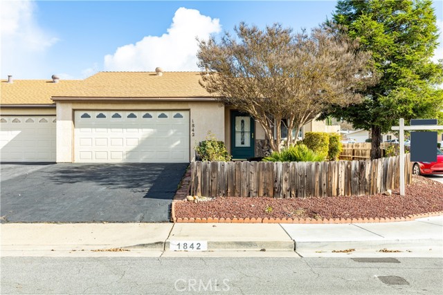 Detail Gallery Image 1 of 1 For 1842 Ponderosa Ln, Paso Robles,  CA 93446 - 2 Beds | 2 Baths