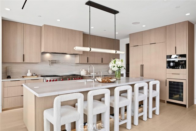220 Carnation Ave., Corona del Mar CA: https://media.crmls.org/medias/417ca442-f580-49ce-8951-4091f89baf8e.jpg
