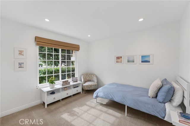 Detail Gallery Image 21 of 72 For 7 E Yale Loop, Irvine,  CA 92604 - 3 Beds | 2 Baths