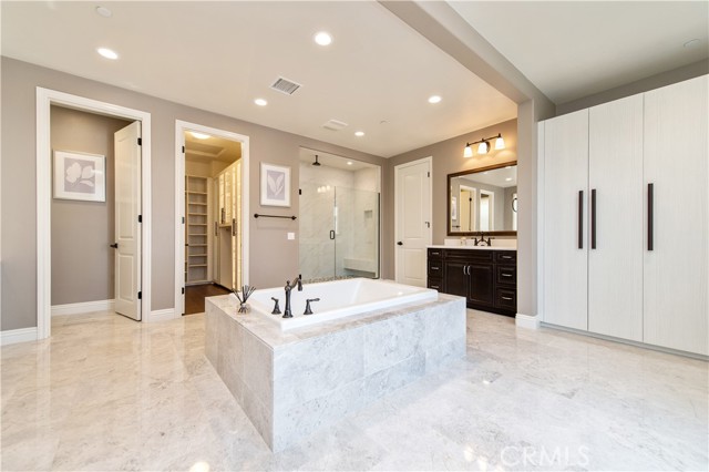 Detail Gallery Image 53 of 57 For 56 Dunmore, Irvine,  CA 92620 - 5 Beds | 5/1 Baths