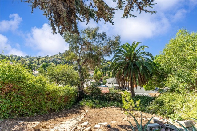 Detail Gallery Image 22 of 28 For 2042 Rome, Los Angeles,  CA 90065 - 3 Beds | 2/1 Baths