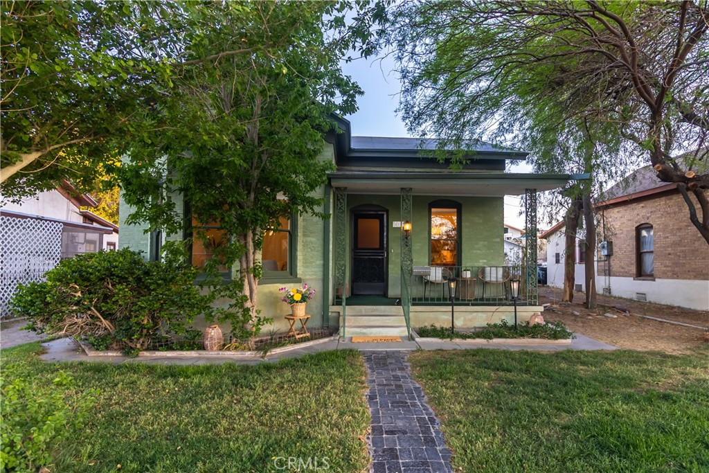 411 Bazoobuth Street