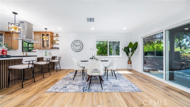 22137 Gresham Street, West Hills CA: https://media.crmls.org/medias/417e9ca4-4473-43a5-93d5-1cf7fdc739f7.jpg