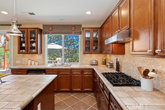 30807 Hillcrest Drive, Temecula CA: https://media.crmls.org/medias/417f13b7-3ee1-4472-8ad6-b74212c5f0cf.jpg