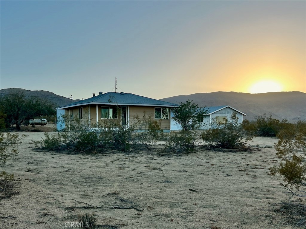 50471 Cholla Road, Johnson Valley, CA 92285