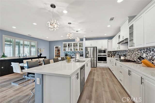Detail Gallery Image 14 of 46 For 11599 Petunia Ct, Jurupa Valley,  CA 91752 - 5 Beds | 3 Baths