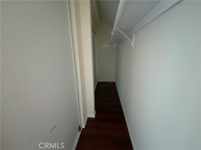 2035 Stonewood Court, San Pedro CA: https://media.crmls.org/medias/41801c55-28c5-485a-ba5c-b2ca9ce056ea.jpg