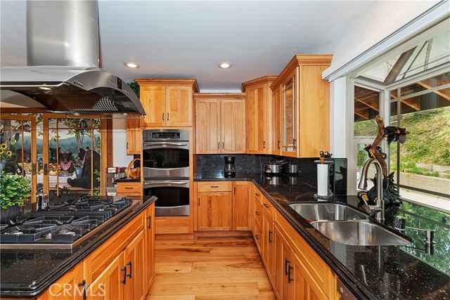 Detail Gallery Image 31 of 70 For 1254 Yosemite Dr, Lake Arrowhead,  CA 92352 - 4 Beds | 2 Baths