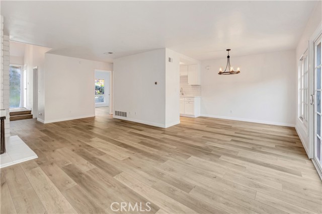 Detail Gallery Image 6 of 14 For 2646 Vista Del Oro, Newport Beach,  CA 92660 - 3 Beds | 3 Baths