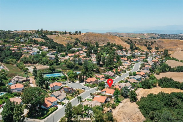 15539 Feldspar Drive, Chino Hills CA: https://media.crmls.org/medias/41808065-1d65-4dbc-be02-5e162aa68d2f.jpg