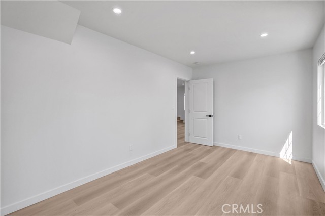 10517 Firmona Avenue, Inglewood CA: https://media.crmls.org/medias/41809bb8-0c4d-4083-b2c7-b15abfd85dfa.jpg