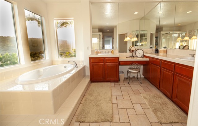 Detail Gallery Image 26 of 54 For 86 Endless, Aliso Viejo,  CA 92656 - 4 Beds | 4/1 Baths