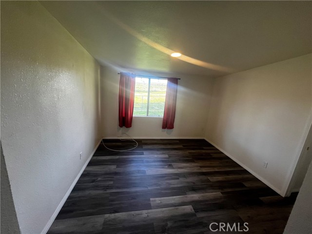 Detail Gallery Image 17 of 40 For 5301 W 39th St, Rosamond,  CA 93560 - 4 Beds | 2/1 Baths